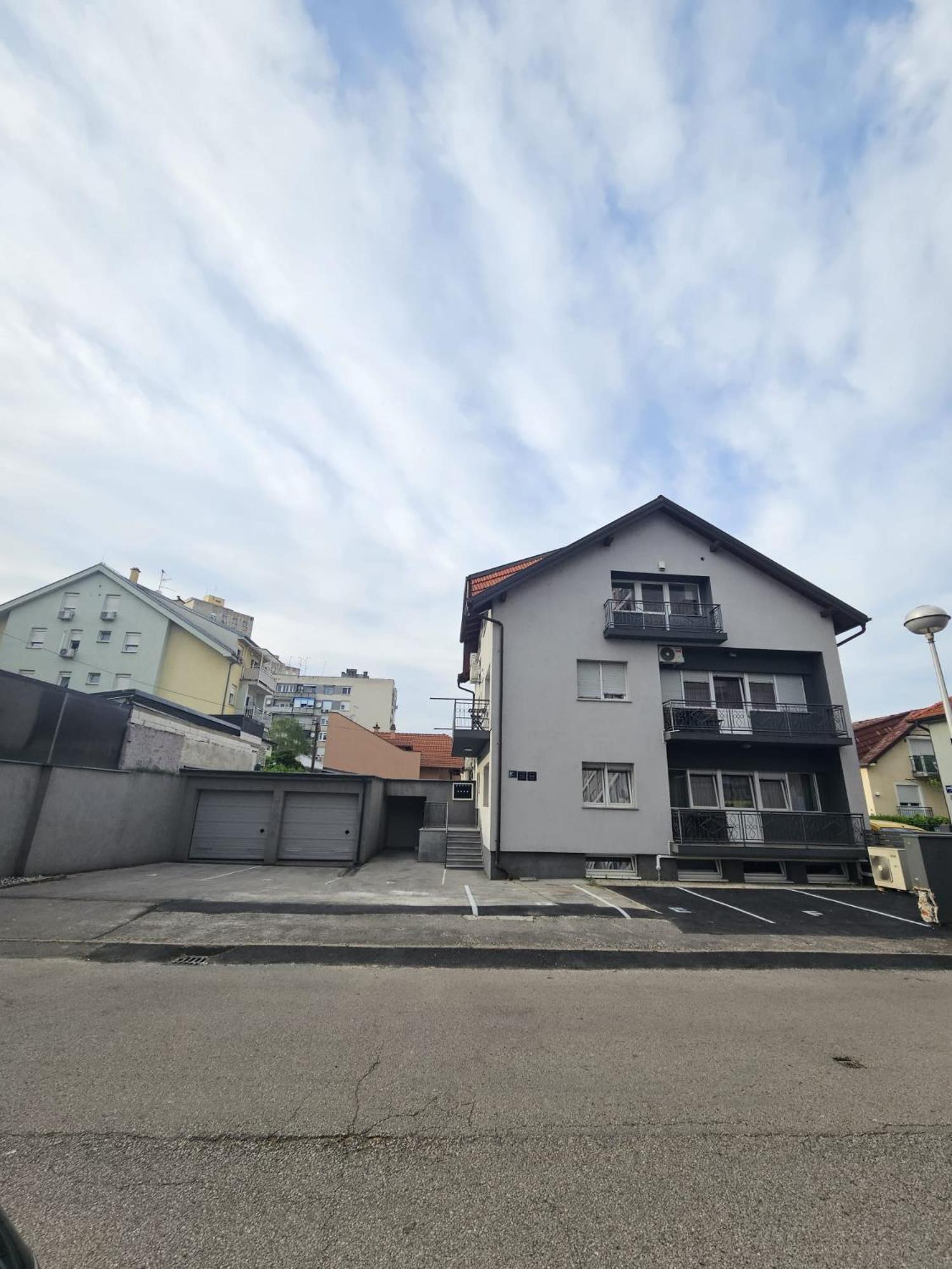 Comfort Apartments Remiza Zagreb Ngoại thất bức ảnh